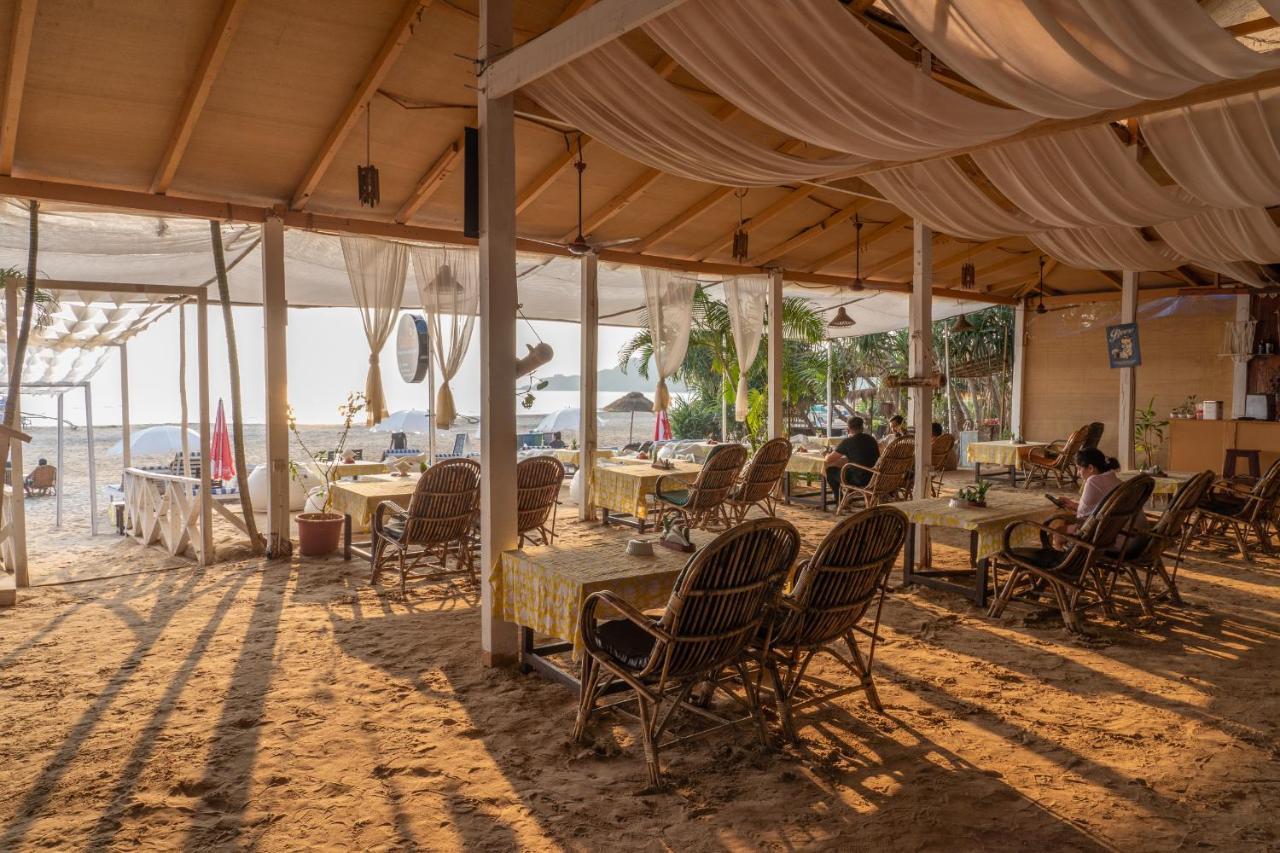 Hotel Cuba Patnem Patnem Beach Exterior foto