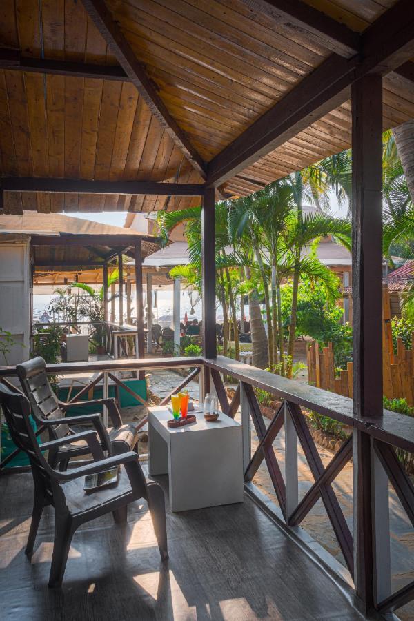 Hotel Cuba Patnem Patnem Beach Exterior foto